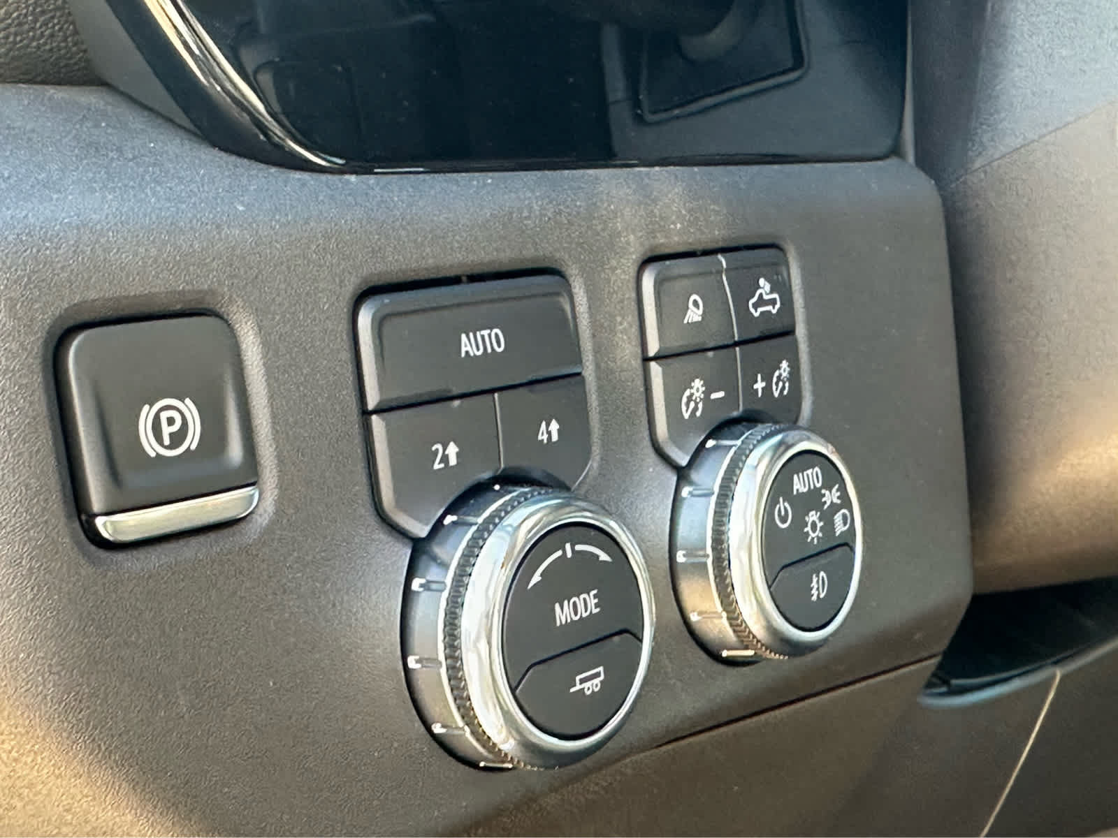 Used 2025 GMC Sierra 1500 SLT w/ SLT Premium Package AWD/4WD image 20
