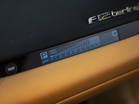 Used 2014 Ferrari F12 Berlinetta RWD image 42