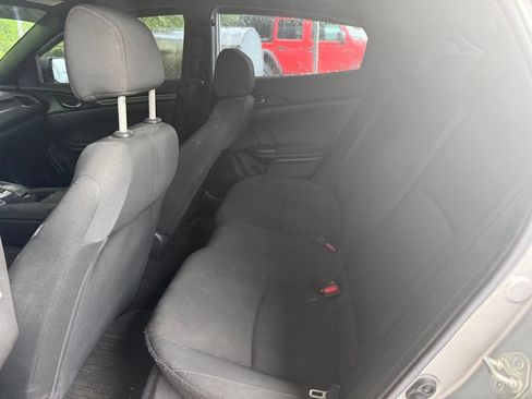 Used 2018 Honda Civic Sport image 6