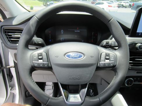 Used 2023 Ford Escape Active FWD image 21