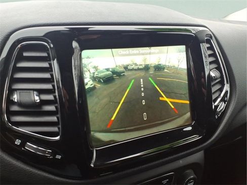 Used 2019 Jeep Compass Limited w/ Safety & Security Group image 20