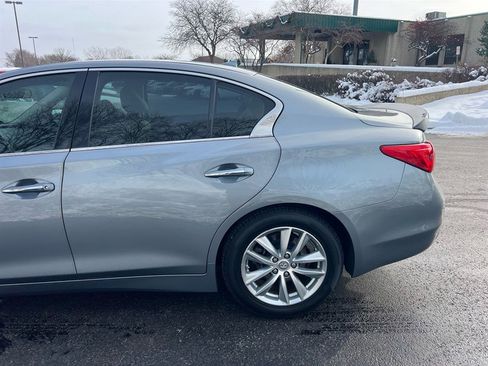 Used 2014 INFINITI Q50 image 9