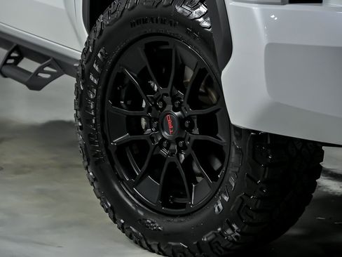 Used 2024 Toyota Tundra Limited w/ TRD Off-Road Package AWD/4WD image 4