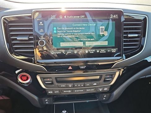 New 2026 Honda Ridgeline Black Edition image 11