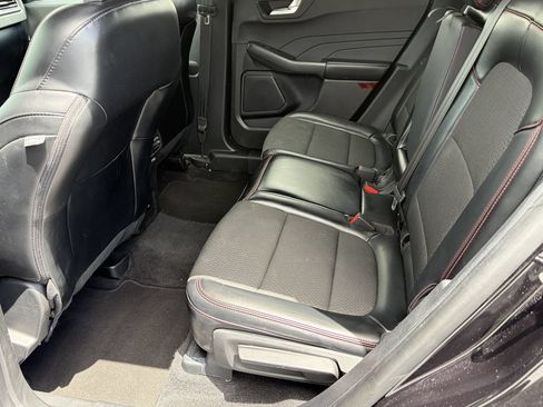 Used 2024 Ford Escape ST-Line FWD image 18