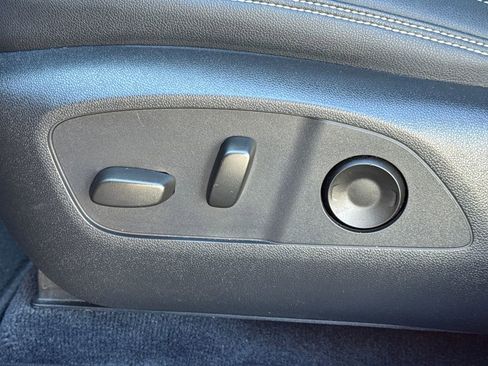 Used 2024 Chevrolet Blazer EV LT image 31