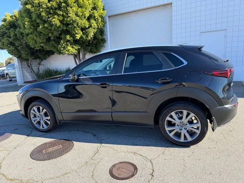 Certified 2025 MAZDA CX-30 AWD 2.5 S w/ Preferred Package image 3