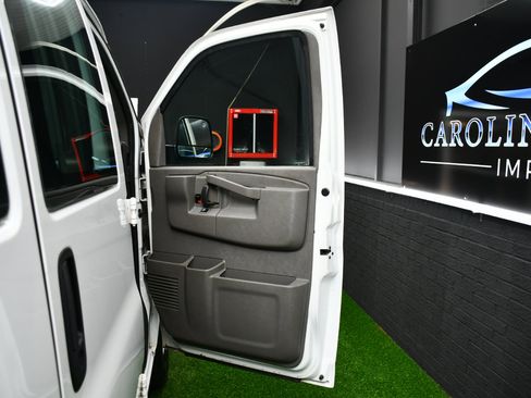 Used 2021 Chevrolet Express 2500 Extended w/ Driver Convenience Package image 24