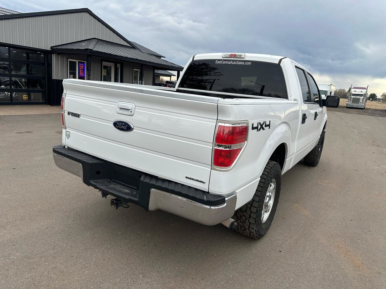 Used 2014 Ford F150 XLT AWD/4WD image 11
