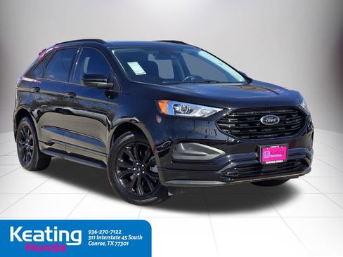 Used 2022 Ford Edge SE w/ Black Appearance Package image 3
