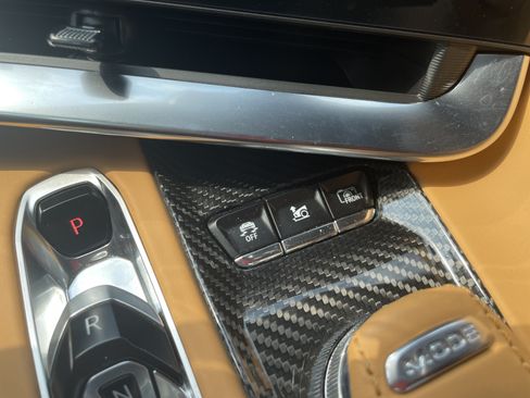 Used 2022 Chevrolet Corvette Stingray Premium Conv w/ Z51 Performance Package RWD image 31