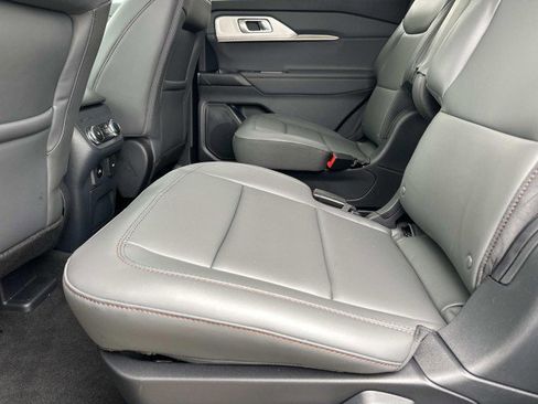 New 2026 Ford Explorer Active w/ Active Comfort Package image 20