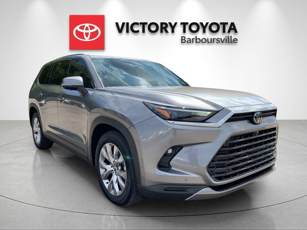 Used 2026 Toyota Grand Highlander AWD Hybrid image 5
