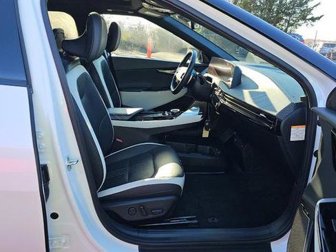 Used 2023 Kia EV6 GT-Line image 6