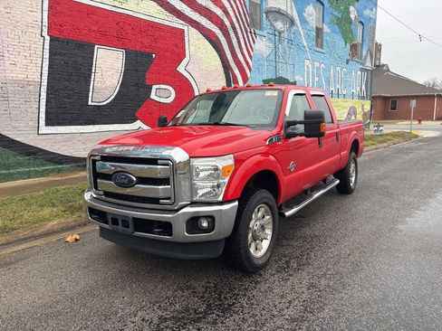 Used 2016 Ford F250 XLT image 2