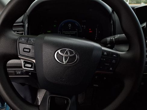 Certified 2025 Toyota Camry LE w/ Convenience Package image 13