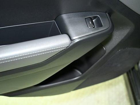 Certified 2025 Subaru Crosstrek 2.0i Premium image 53