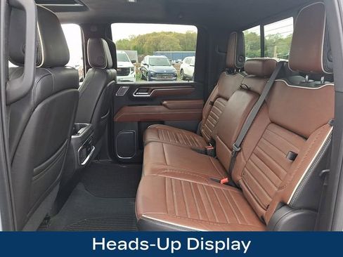 Used 2024 GMC Sierra 2500 Denali Ultimate AWD/4WD image 19