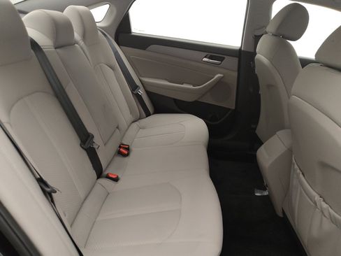 Used 2018 Hyundai Sonata SEL FWD image 19