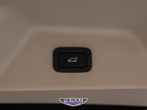 Used 2018 Land Rover Range Rover Long Wheelbase Supercharged image 48