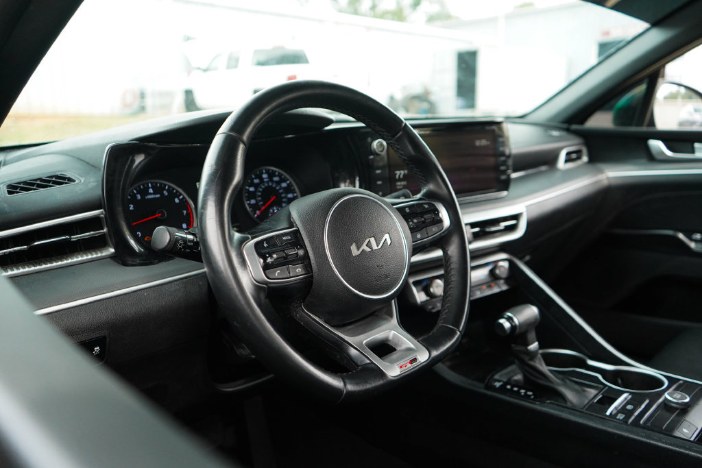Used 2022 Kia K5 GT-Line FWD image 6