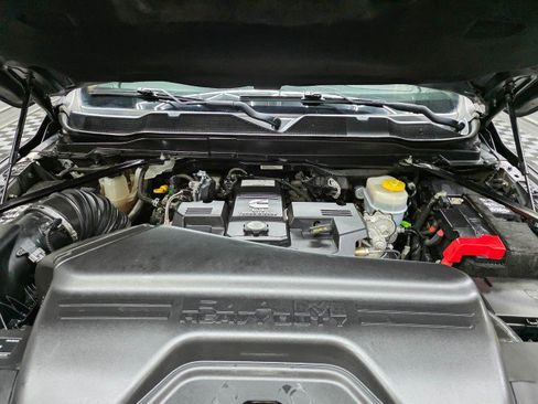 Used 2021 RAM 2500 Laramie AWD/4WD image 40