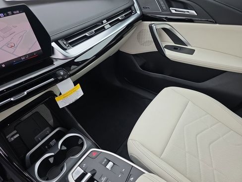 New 2026 BMW X1 xDrive28i w/ Technology Package image 18