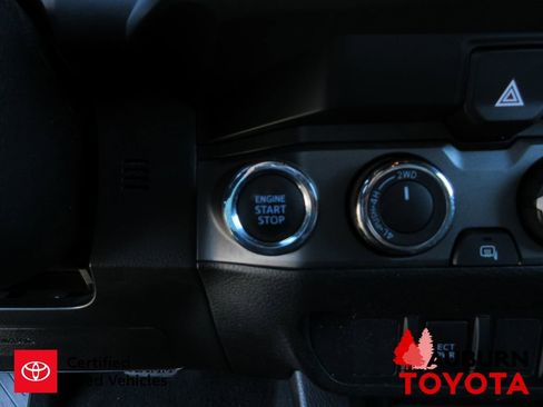 Certified 2023 Toyota Tacoma TRD Off-Road AWD/4WD image 18
