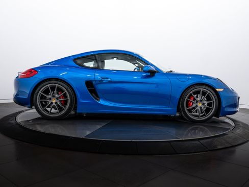 Certified 2015 Porsche Cayman S image 8
