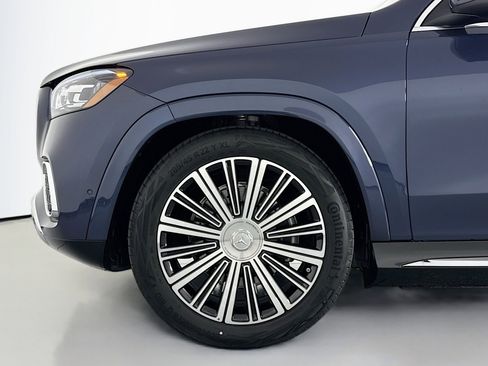 New 2026 Mercedes-Benz Maybach GLS 600 4MATIC image 11