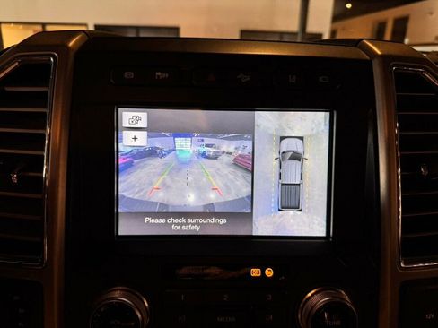 Used 2017 Ford F250 Platinum w/ Platinum Ultimate Package image 16