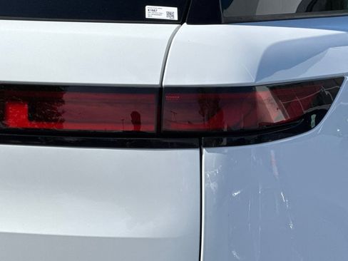 Used 2024 Land Rover Range Rover Sport Dynamic SE image 47
