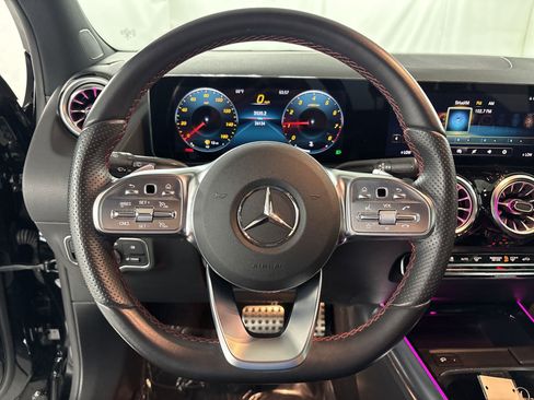 Certified 2022 Mercedes-Benz GLA 250 image 16
