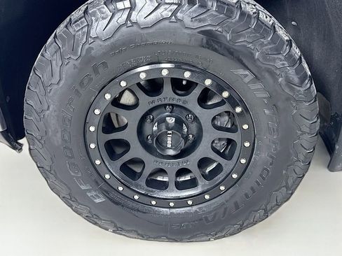 Used 2021 GMC Sierra 1500 Elevation w/ LPO, Elevation Black Package RWD image 37