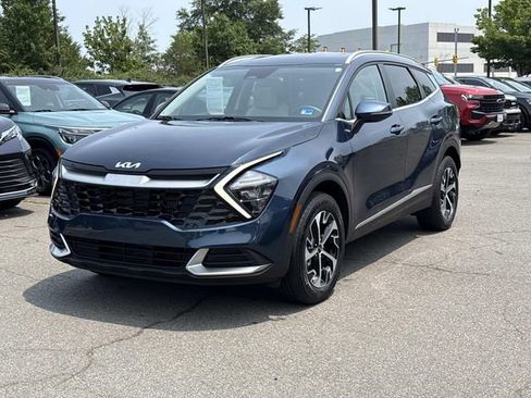 Used 2023 Kia Sportage EX AWD/4WD image 5