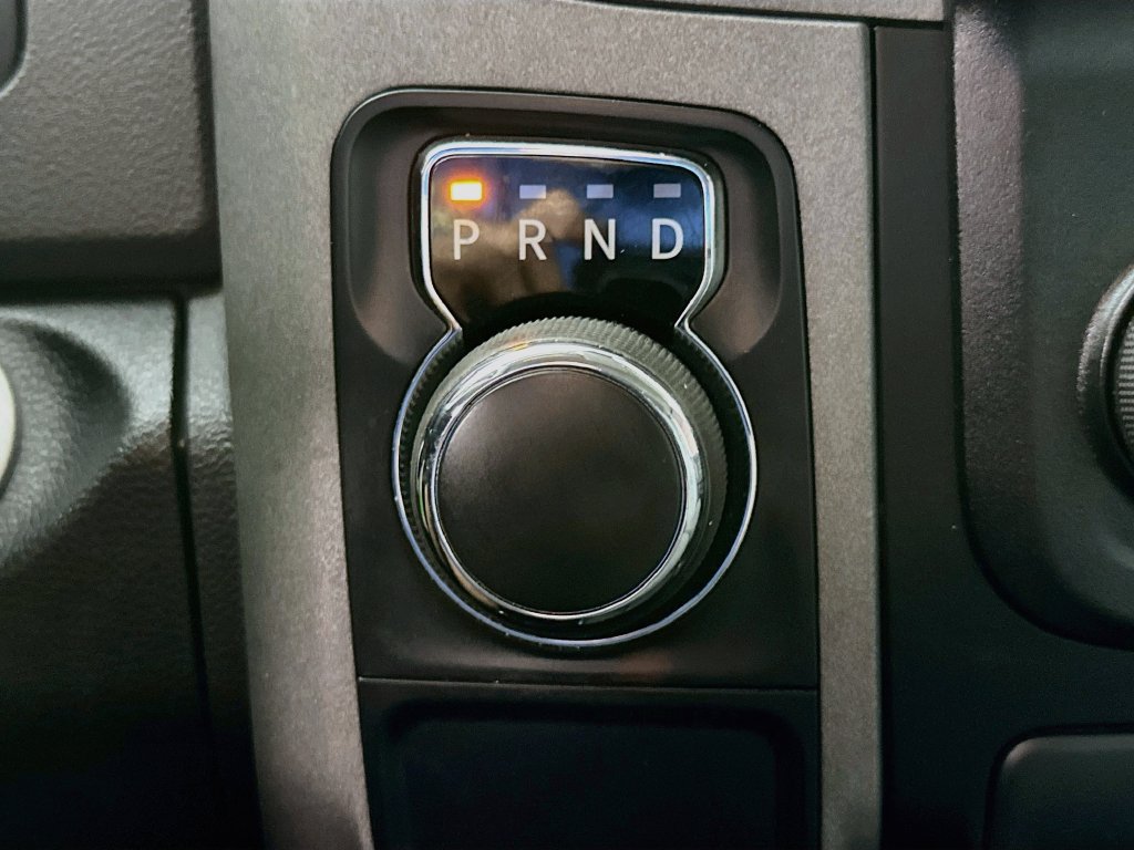 Used 2016 RAM 1500 Express RWD image 17