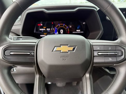 Used 2024 Chevrolet Colorado W/T RWD image 20