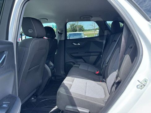 Used 2024 Chevrolet Blazer LT w/ Convenience Package FWD image 10