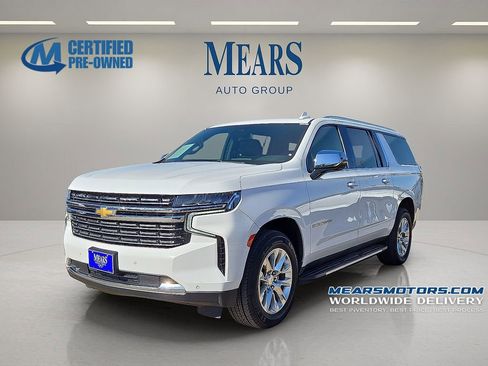 Used 2023 Chevrolet Suburban Premier image 1