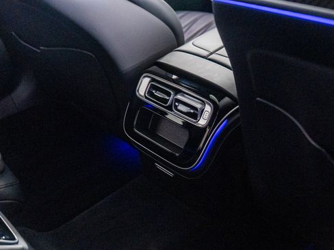 Used 2025 Mercedes-Benz S 63 AMG S w/ AMG Night Package image 40