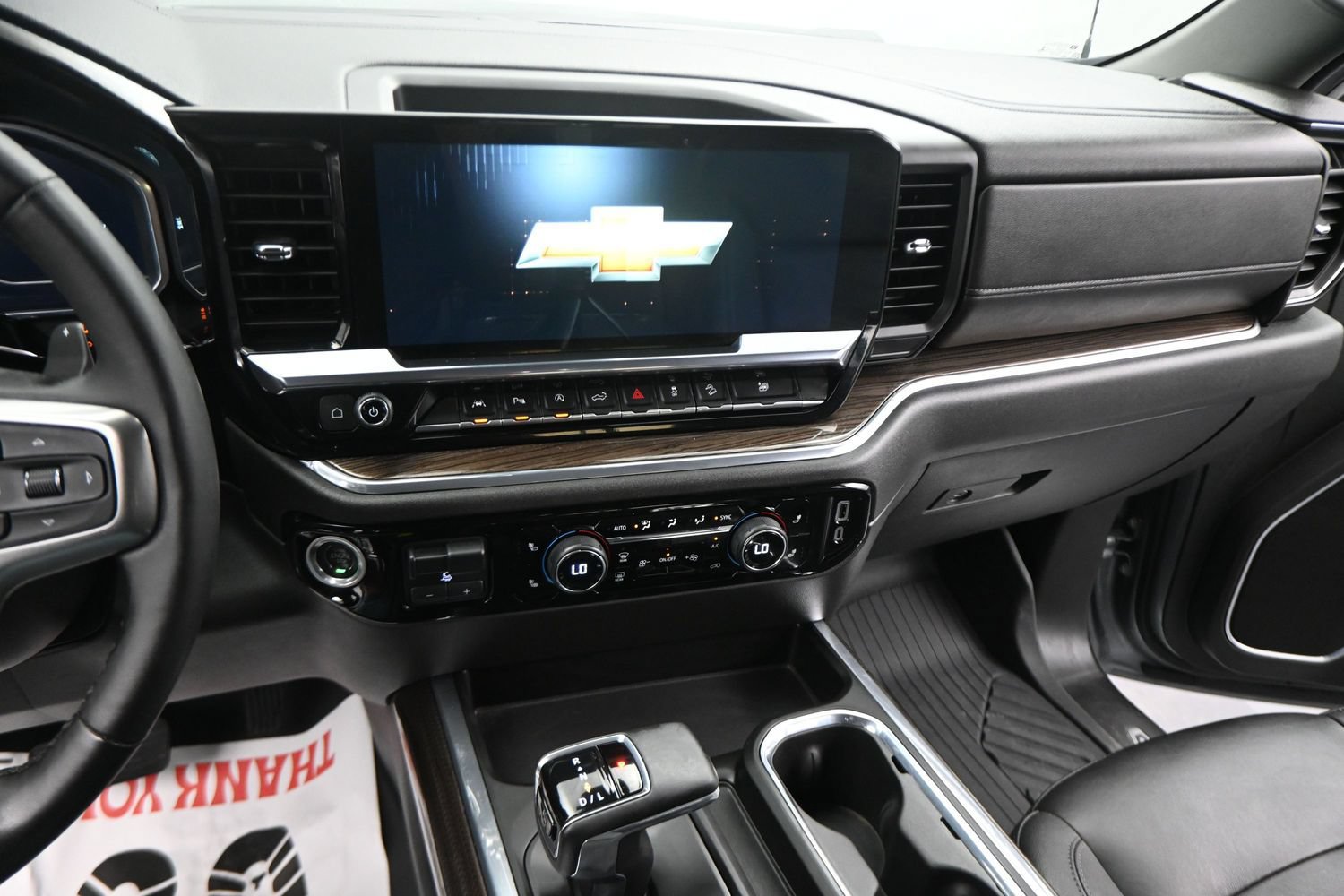 Used 2023 Chevrolet Silverado 1500 RST AWD/4WD image 5