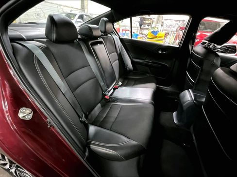 Used 2016 Honda Accord Sport image 20