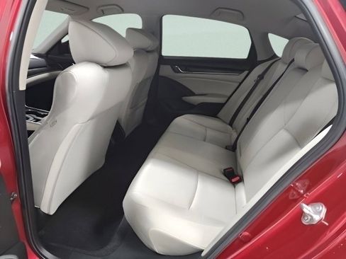 Certified 2022 Honda Accord LX image 18