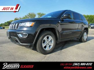 Used 2017 Jeep Grand Cherokee Laredo w/ Quick Order Package 23E image 1