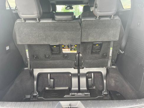 Used 2022 Toyota Sienna XSE w/ XSE Plus Package image 21
