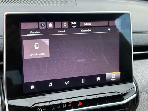 Used 2024 Jeep Compass Latitude image 27