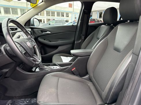 Used 2021 Buick Encore GX Preferred FWD image 19