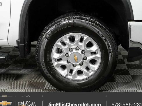 Certified 2024 Chevrolet Silverado 2500 LTZ w/ LTZ Convenience Package image 37