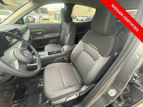 Used 2025 Nissan Kicks SV w/ Illumination Package AWD/4WD image 11