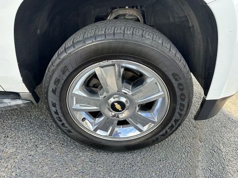 Used 2015 Chevrolet Tahoe LT image 26